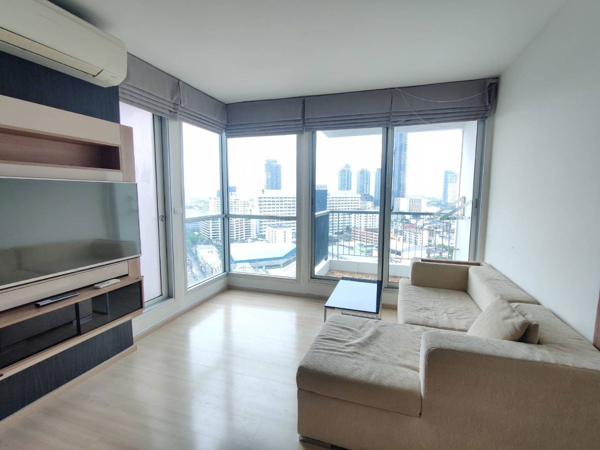 For rent Rhythm Sathorn - 2 Bed 2 Bathroom, size 66 sq.m., Beautiful room, fully furnished.