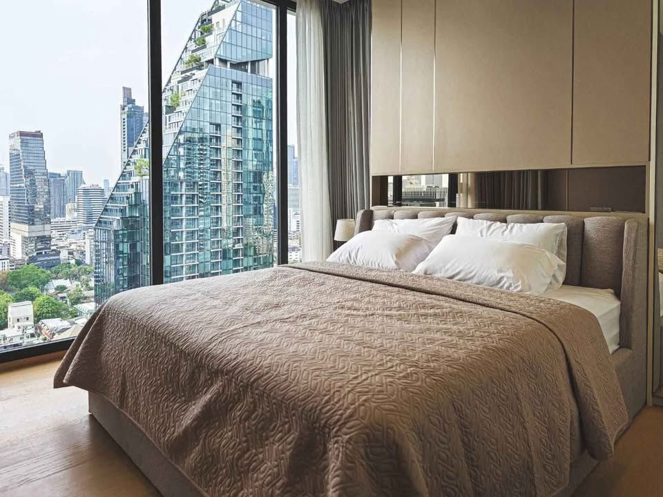 📍 For rent! Anil Sathorn 12 | High-rise condo near BTS Saint Louis, 0 meters away. Corner unit, 1 bedroom, 46 sq.m.