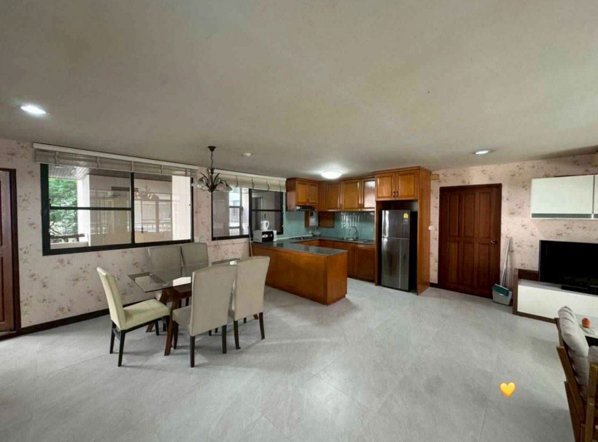 Baan Chan for Rent – Thonglor 25 Spacious condo 145 sqm, 3rd floor 3 bedrooms, 2 bathrooms in the heart of Thonglor