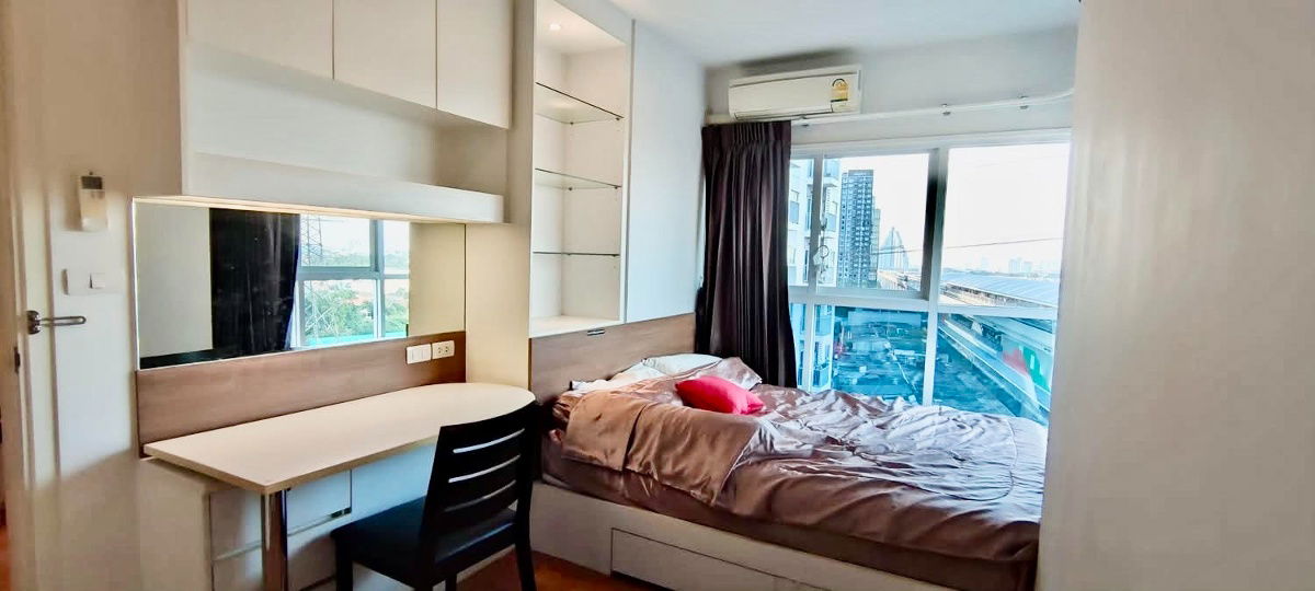 code : E181 Parkland Ratchada–Wongsawang