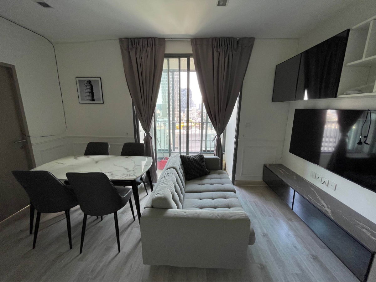 For rent condo IDEO MOBI SUKHUMVIT Building B, Floor 12,2 bed room, Room size 46.00 sqm