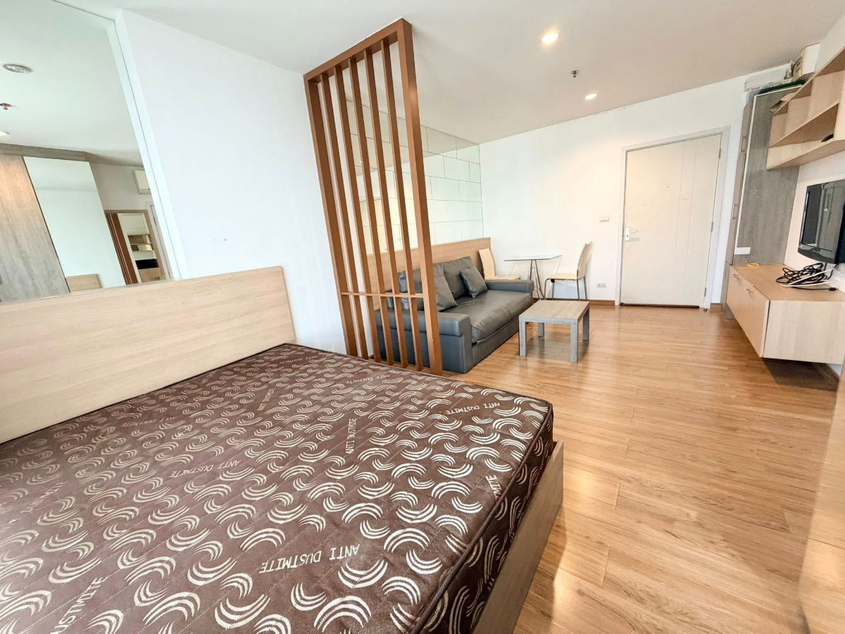 @Condorental condo for rent The Tree Bang Po Station