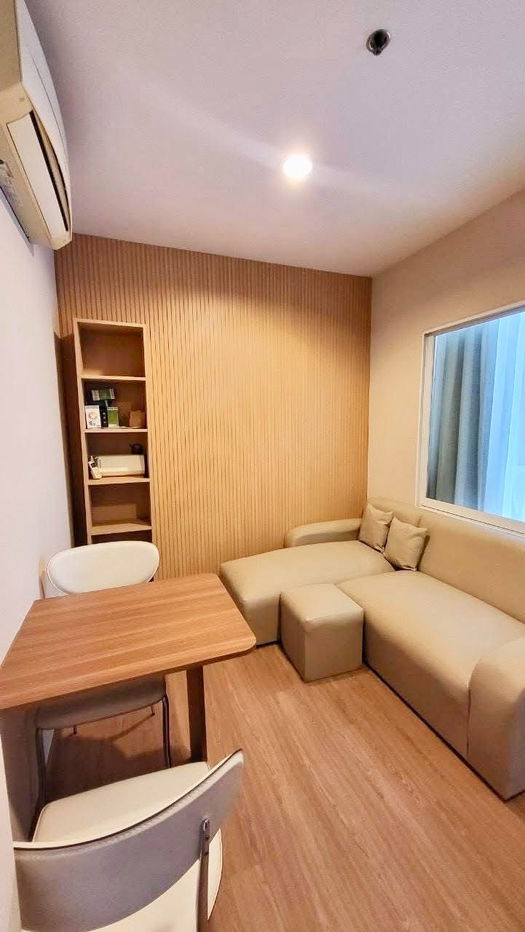 code : E142 Life at Ratchada–Huaykwang