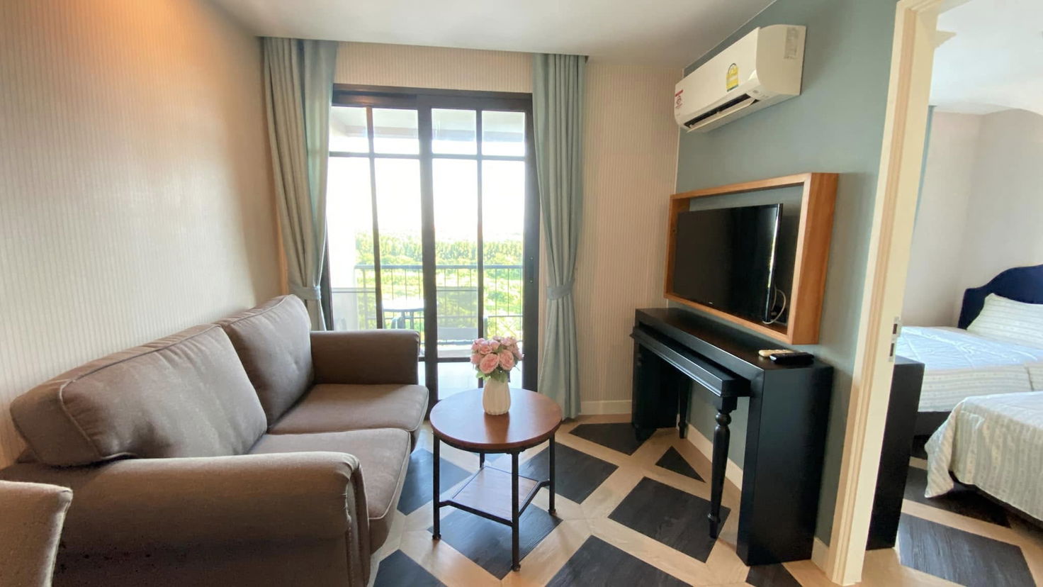 เอสปันญ่า คอนโด รีสอร์ท พัทยา ให้เช่า