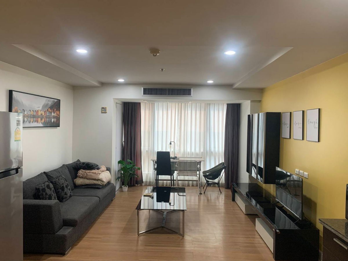 The Trendy Condominium        Size 74.17 sq m        1 bedroom 2 bathroom