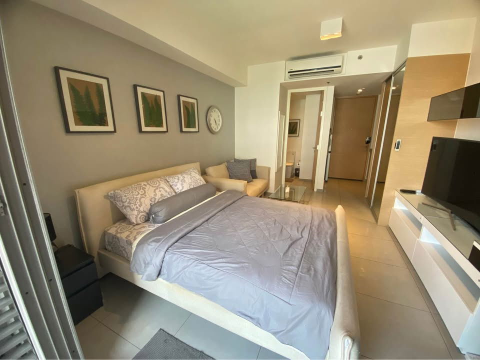 Code: KJ10108  for rent The Lofts Ekkamai 🔥🔥 Line ID: @kjcondo (with @)🔥🔥