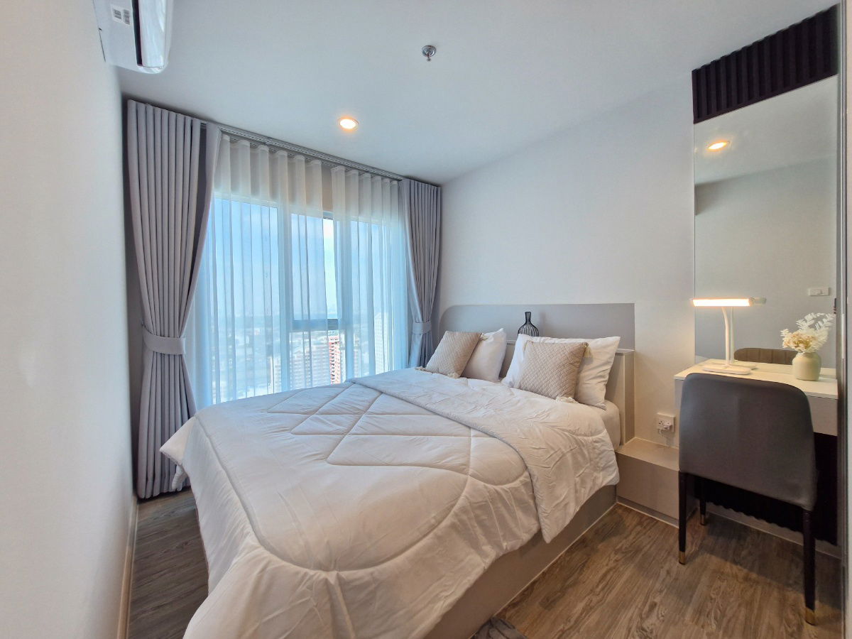 FOR RENT--Regent home  11,000/month