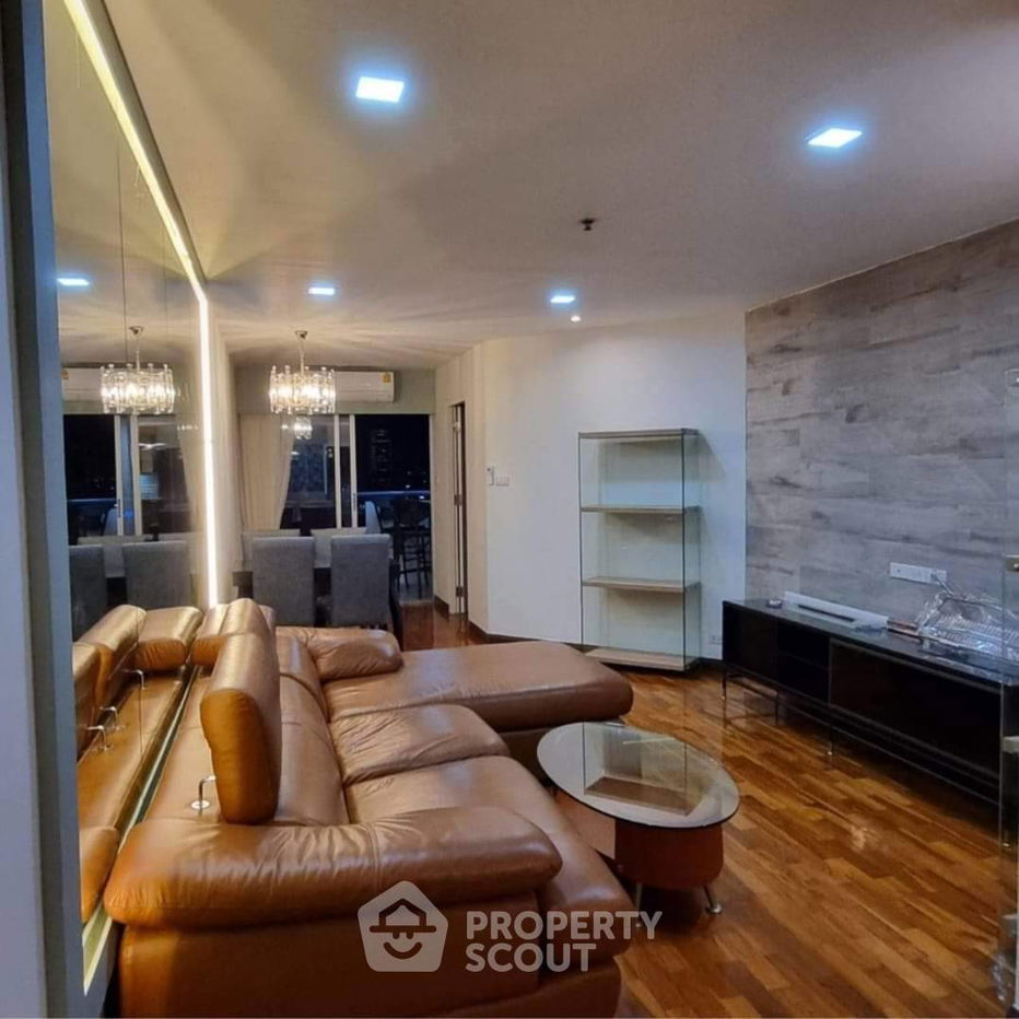 คอนโด 2 ห้องนอน เดอะ วอเตอร์ฟอร์ด ไดมอนด์ ทาวเวอร์ สุขุมวิท ใกล้ BTS พร้อมพงษ์ (ID 1364630)