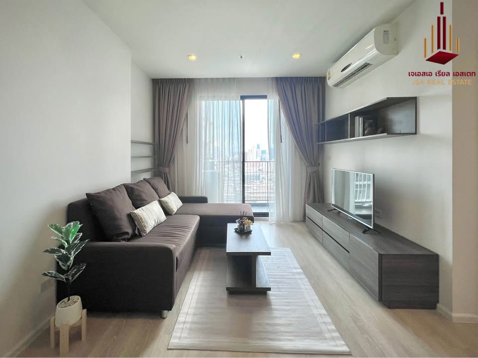 ✨ For Rent: Quinn Ratchada 17 Condo ✨    💰 Only 36,000 THB/month