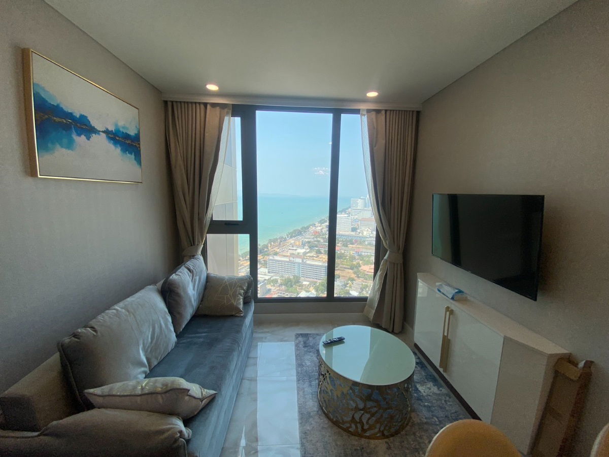 For rent Condo Copacabana Beach Jomtien