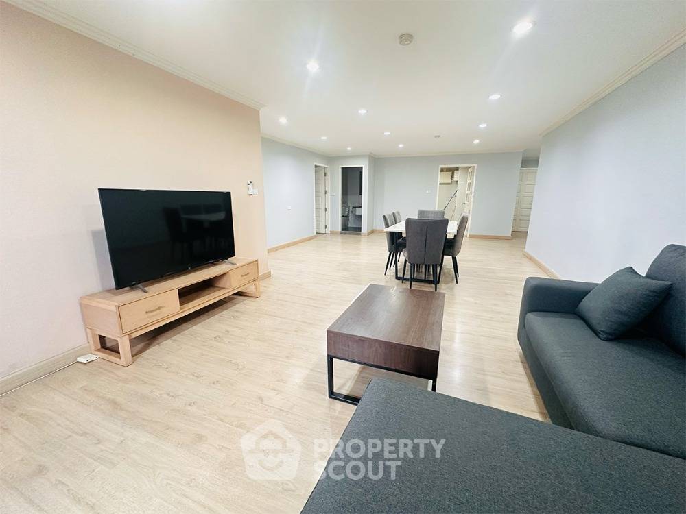 3-BR Condo at Floraville Condominium near ARL Hua Mak (ID 2007210)