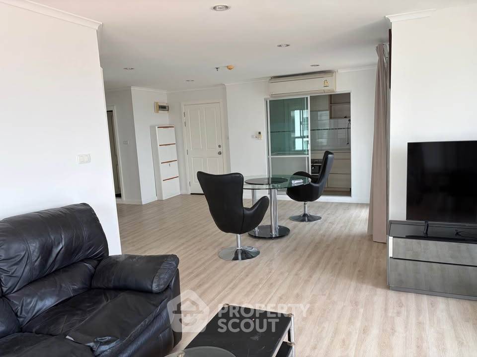 3-BR Condo at Lumpini Park Riverside Rama 3 close to Phra Ram 3 (ID 2465493)