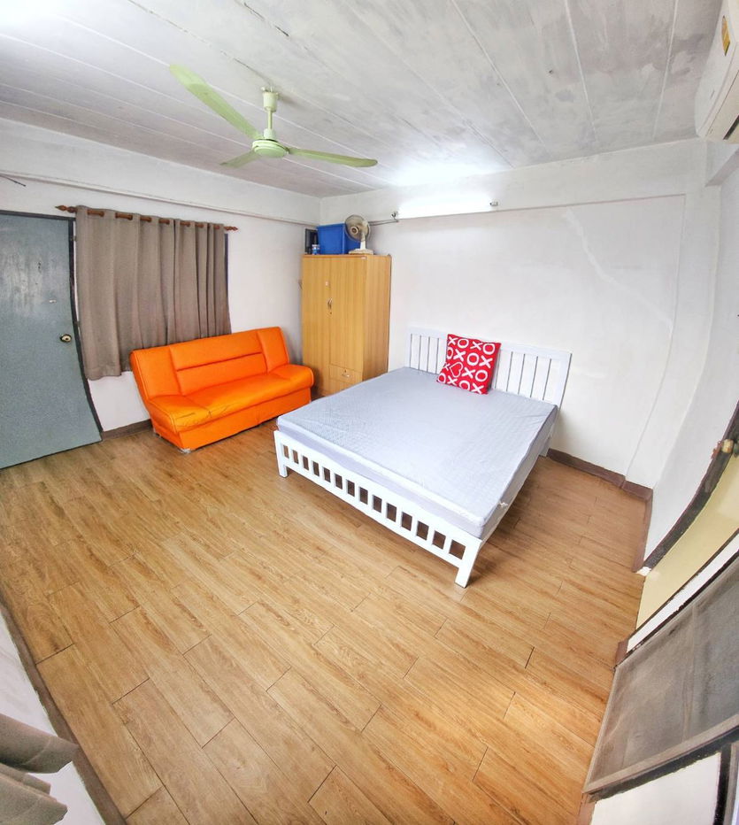 room for rental 3000thb. /Month charan29Condo