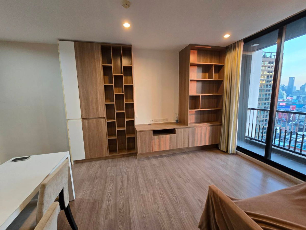 (Pic update : 12/25 )For rent : 2 bedroom High Floor