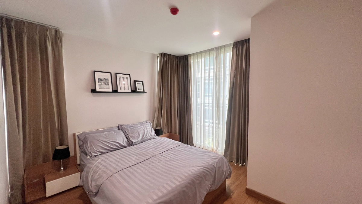 The Nimmana Condo for rent, 2 bedrooms 25,000 baht/month, Tel  +6682-389-9314 (bubu)