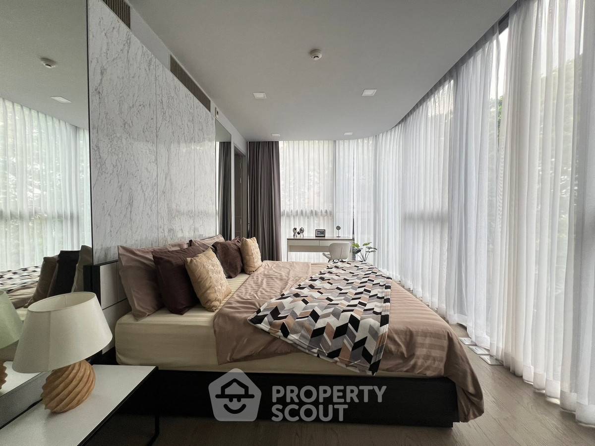 3-BR Condo at Ashton Residence 41 near BTS Phrom Phong (ID 2470146)
