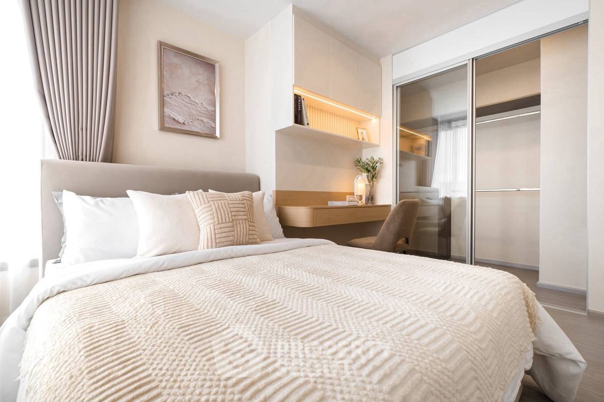 2-BR Condo at The Parkland Phetkasem 56 near MRT Lak Song (ID 2472516)