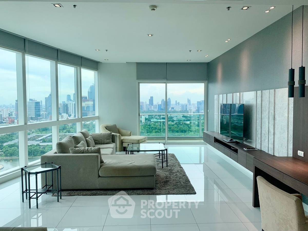 3-BR Condo at Millennium Residence @ Sukhumvit Condominium near BTS Asok (ID 1983296)
