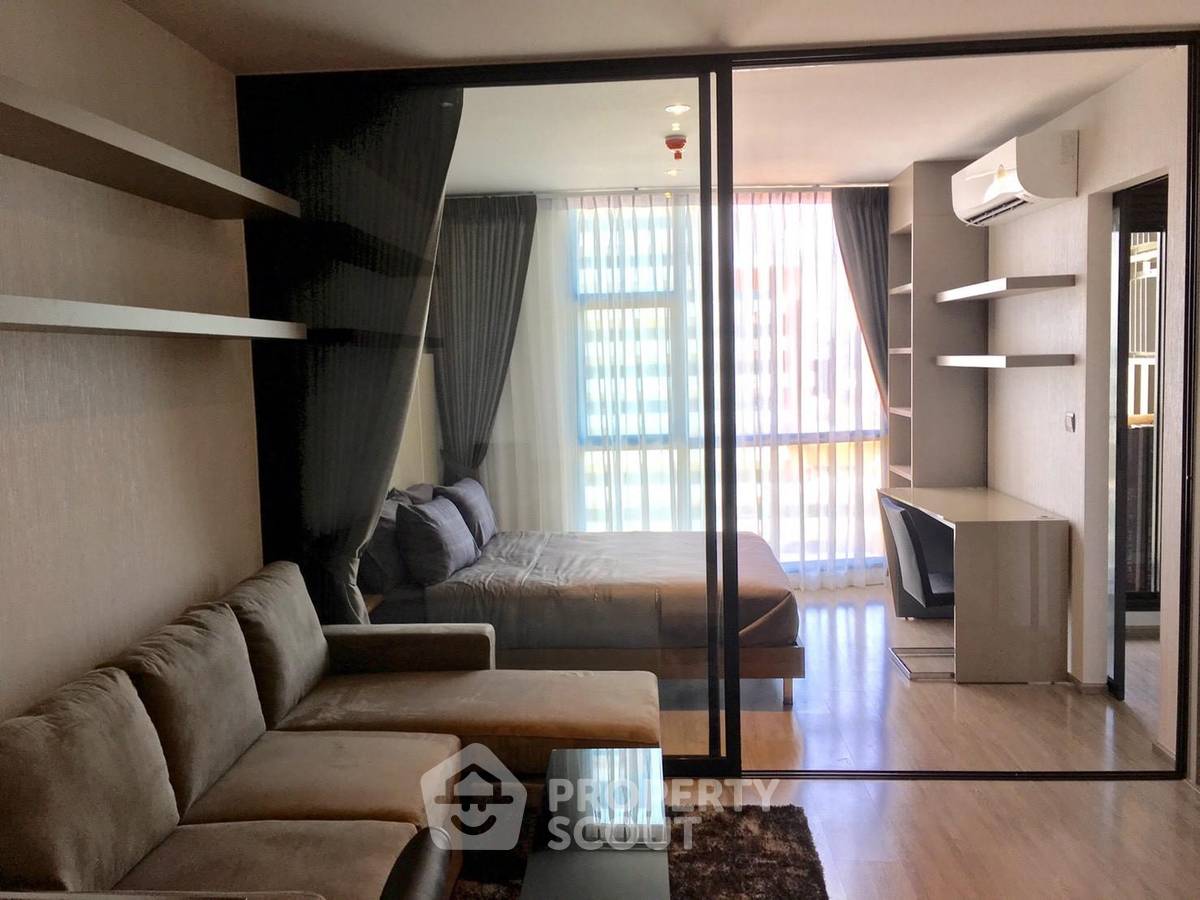 1-BR Condo at Rhythm Ekkamai near BTS Ekkamai (ID 453059)