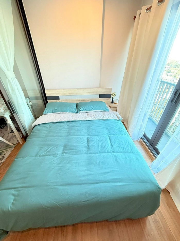 MN3185 The Tree RIO Bang - Aor Station