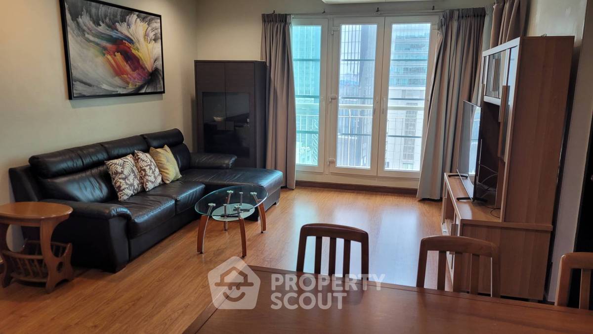 3-BR Condo at Citi Smart Sukhumvit 18 near BTS Asok (ID 1988256)