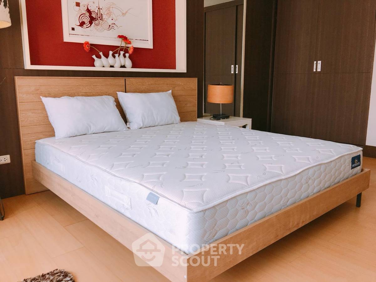 1-BR Condo at The Trendy Condominium near BTS Nana (ID 825413)