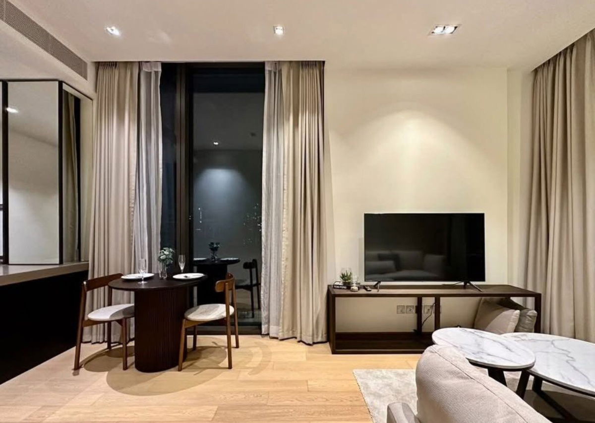 28                          Chidlom