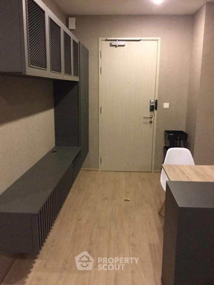 1-BR Condo at Ideo Q Chula Samyan near MRT Sam Yan (ID 824489)