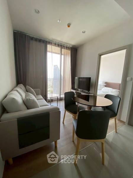 2-BR Condo at Oka Haus Sukhumvit 36 near BTS Thong Lor (ID 2325109)