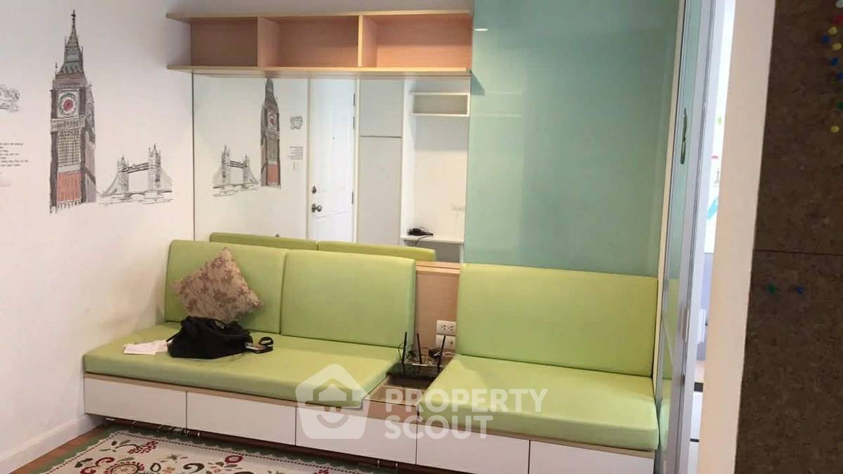 1-BR Condo at Lumpini Place Ratchayothin near BTS Ratchayothin (ID 2475996)