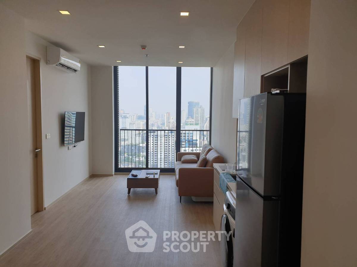 2-BR Condo at Noble State 39 near BTS Phrom Phong (ID 2034063)