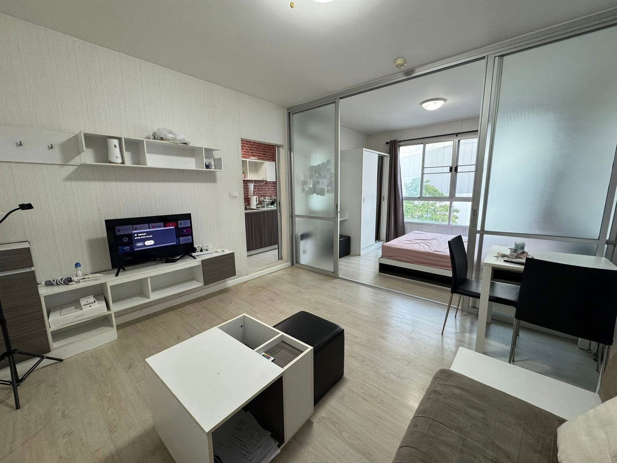 ♦️D Condo Sign for Rent, 5th floor, Building C, 9,500 THB ☎️064-792-4426 (Ben)