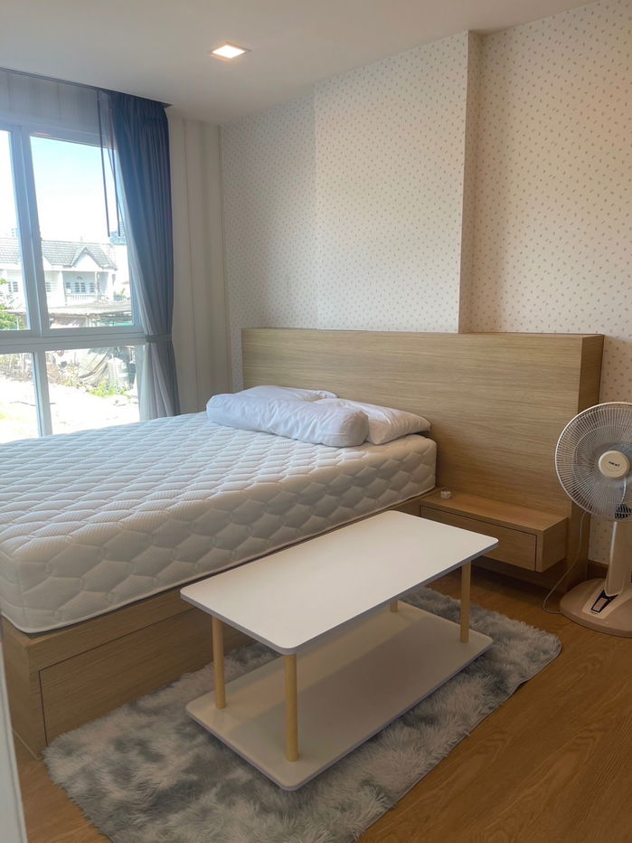 The Light New York，Sukhumvit 64。家具齐全的一卧室单元，29 平方米。