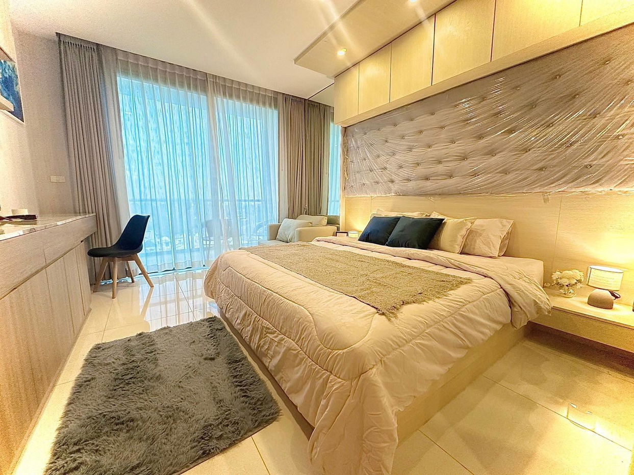 The Riviera Wongamat Beach – Studio Condominium for Rent