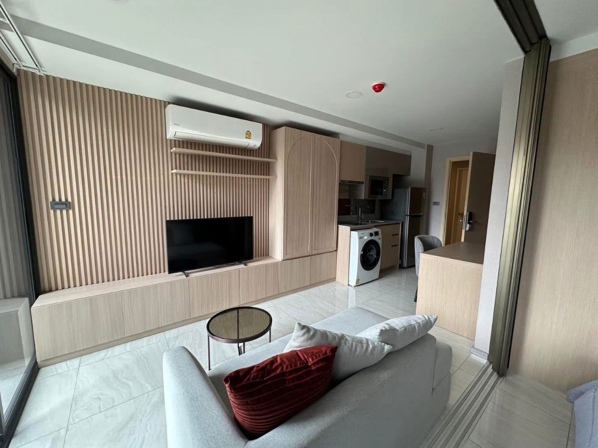 🟠Condo for Rent - 1 Bedroom, 34 Sq.m. at Walden Asoke