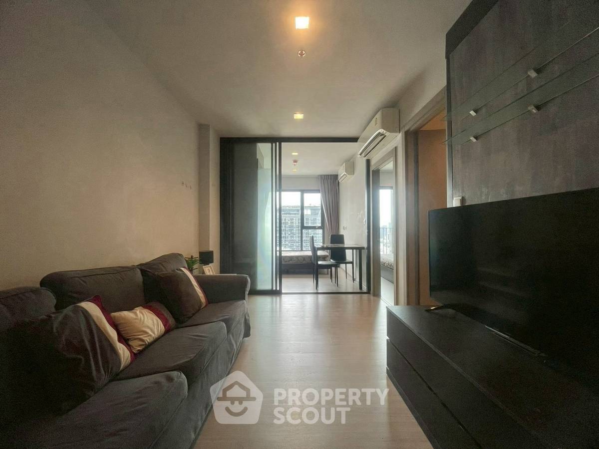2-BR Condo at Life Asoke - Rama 9 near MRT Phra Ram 9 (ID 2474978)