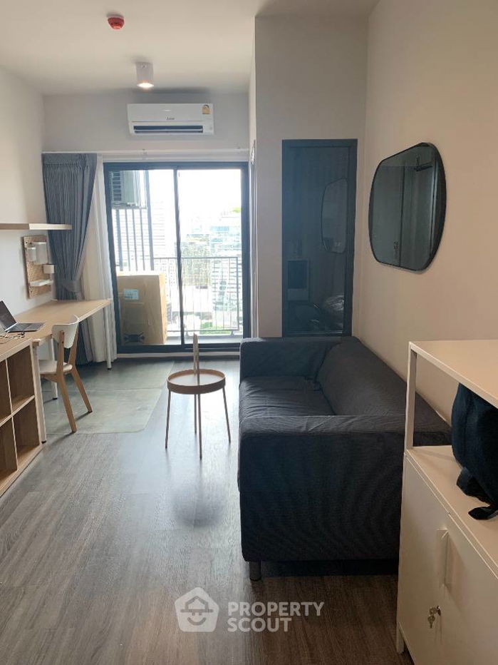1-BR Condo at Ideo Chula Samyan near MRT Sam Yan (ID 1737924)