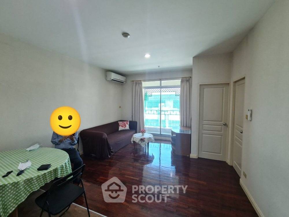 2-BR Condo at Dusit Avenue near MRT Bang Phlat (ID 1552247)