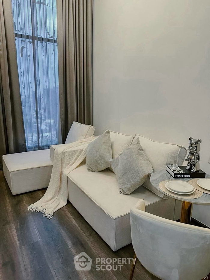 1-BR Condo at Knightsbridge Space Ratchayothin near BTS Ratchayothin (ID 2470496)