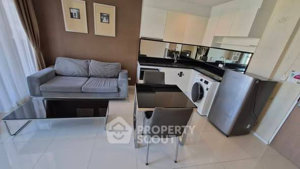 1-BR Condo at Up Ekamai near ARL Ramkhamhaeng (ID 2467578)
