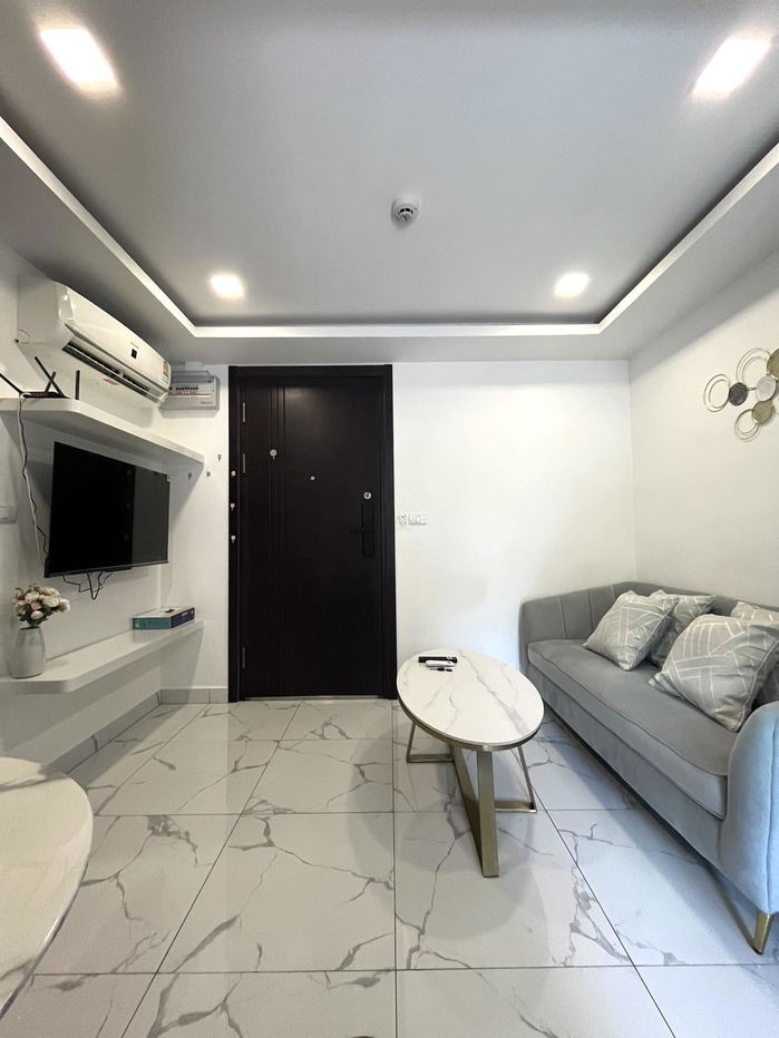 Arcadia Center Suites 1-Bedroom Condo for Rent