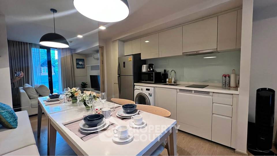 1-BR Condo at LIV @ 49 near BTS Thong Lor (ID 2465363)