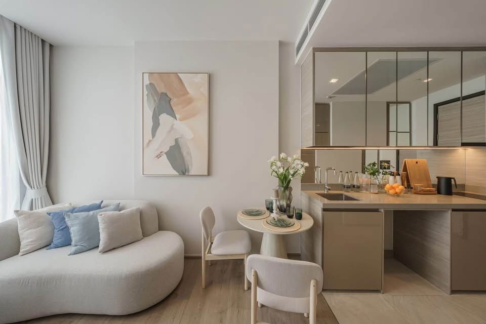 🔥Hot Deal🔥 For Rent 📌 The Crest Park Residences (Line ID: @arent) Negotiable! ✅ We also manage many other projects great deals on every rental!