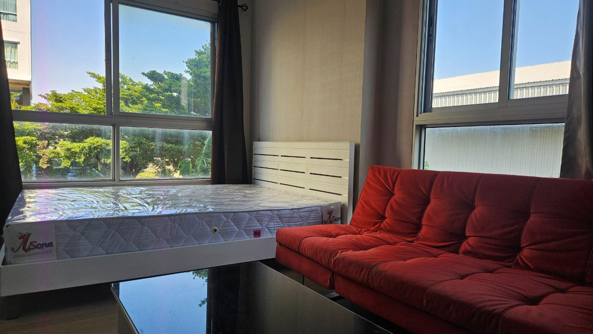 Condo for rent in Plum Condo Bangkae.