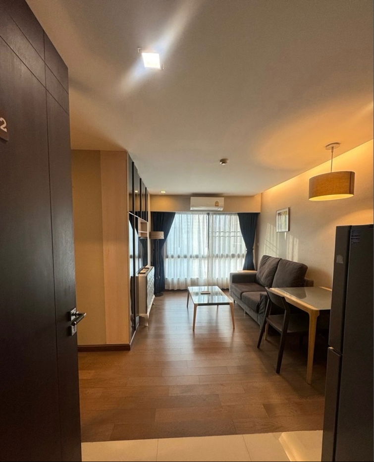 Rent a beautiful, ready-to-move-in condo at Tidy Thonglor, near BTS Thonglor. Interested? Add me on Line: @841qqlnr