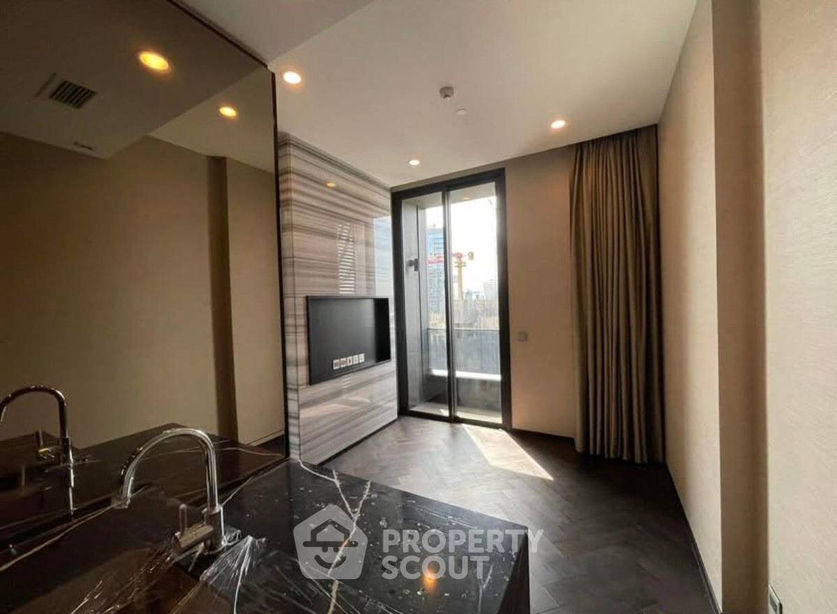 1-BR Condo at The Esse Sukhumvit 36 near BTS Thong Lor (ID 1982259)