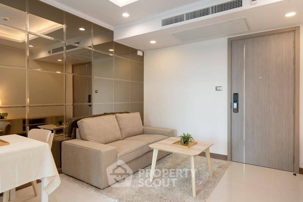 1-BR Condo at Supalai Oriental Sukhumvit 39 near MRT Phetchaburi (ID 1956372)