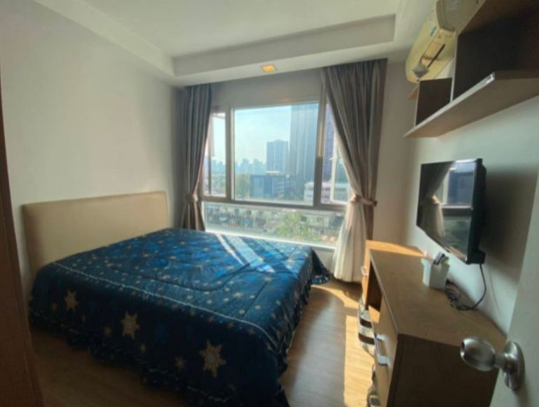 thru thonglor 2 bedroom 2 toilet floor 7 56 sqm