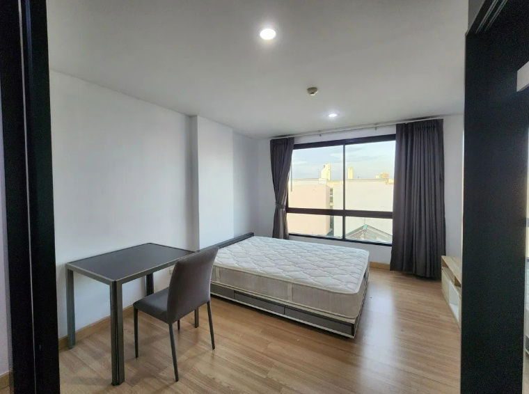 ✨ For Rent: Large 40 sq m condo at The Niche Mono Bangna, 1 bedroom, Building D, 6th floor, only 9800 THB 🏡💖