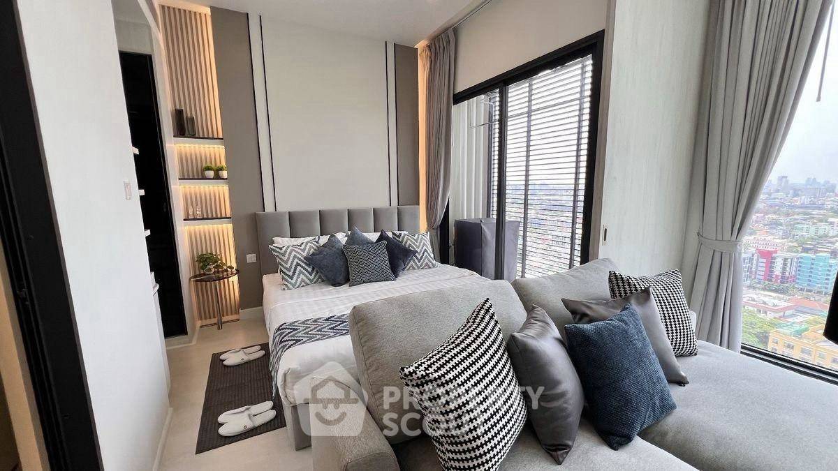 1-BR Condo at Mazarine Ratchayothin near BTS Ratchayothin (ID 2479277)